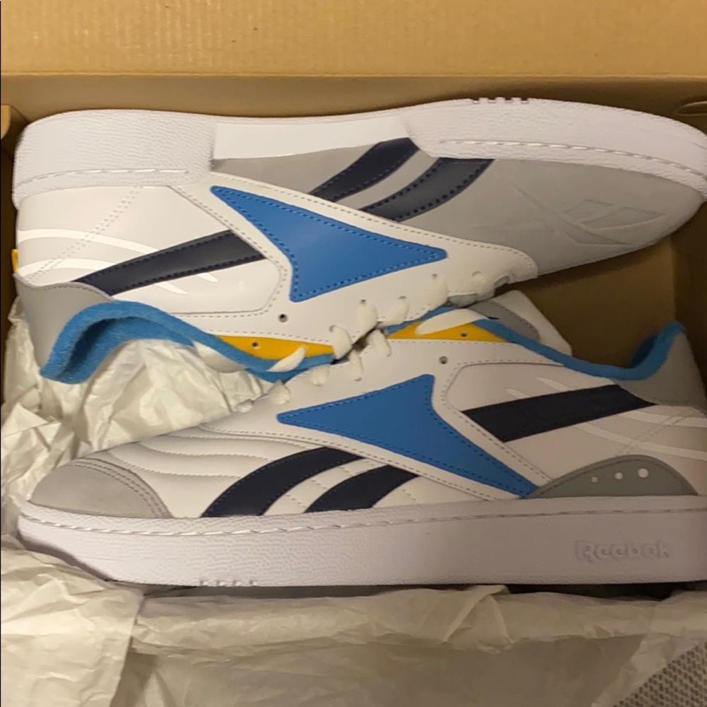 Men’s size 11 Reebok classic - Picture 3 of 8